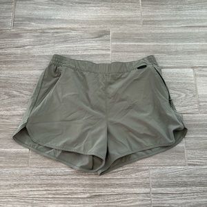 Wrangler Olive Green All Terrain Gear Athletic Shorts